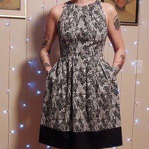 London Times Fit and Flare 50s Inspired Sleeveless Dress, Size 8
